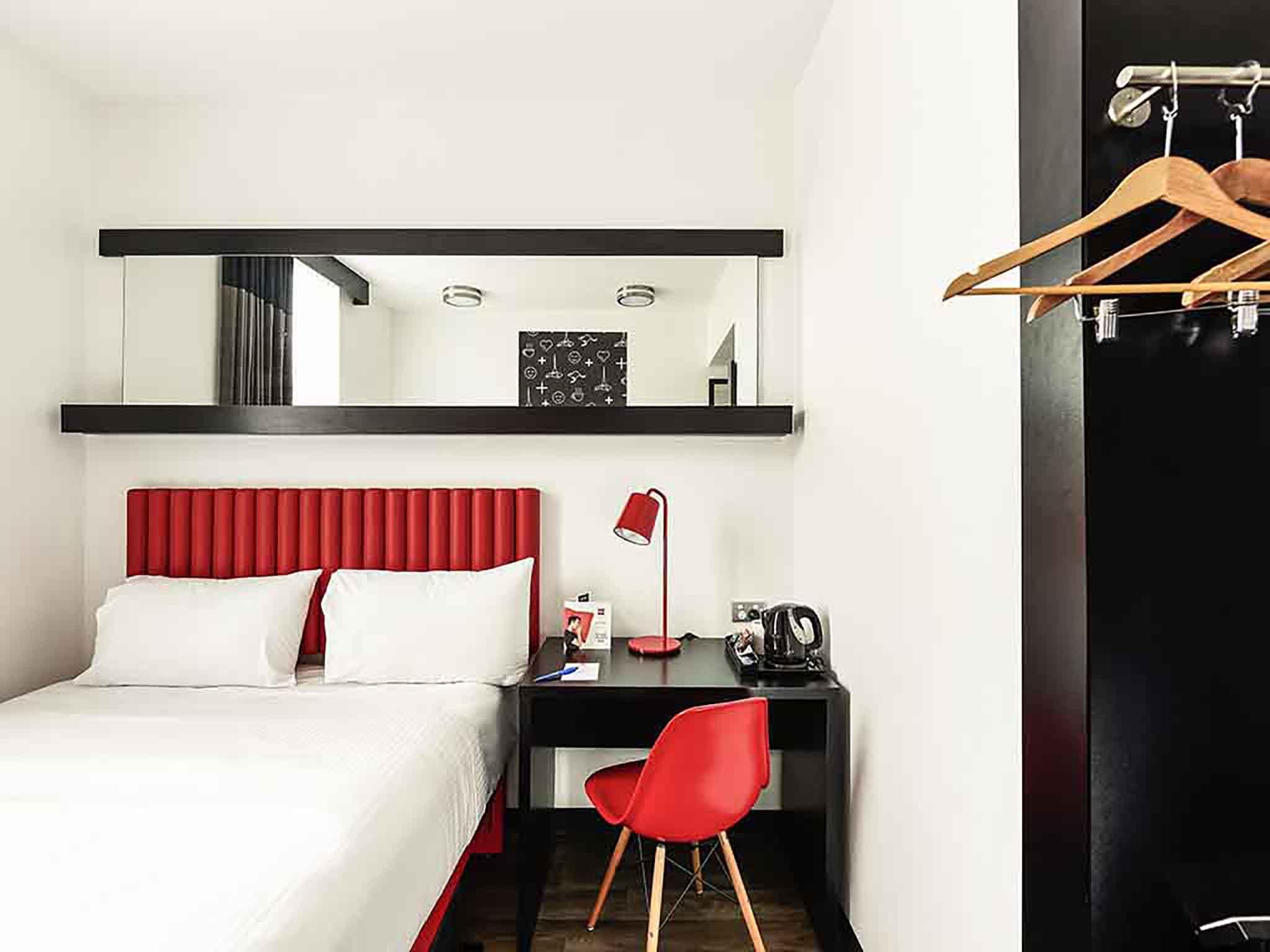Hotel Essence Carlton Melbourne